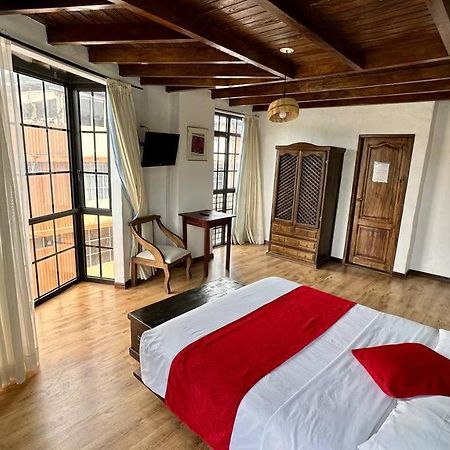 Hotel Noris Алауси Экстерьер фото