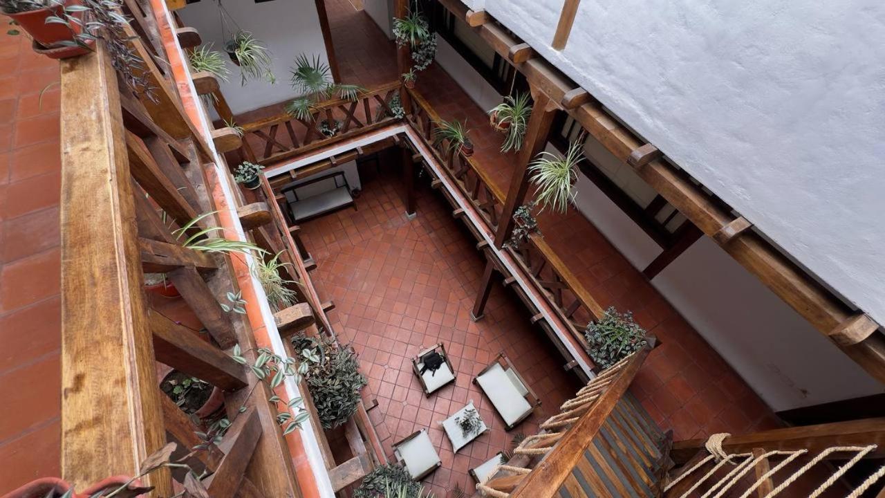 Hotel Noris Алауси Экстерьер фото