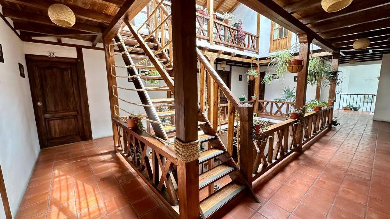 Hotel Noris Алауси Экстерьер фото