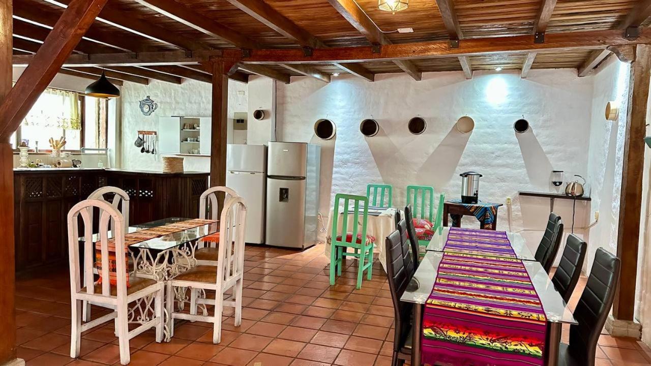 Hotel Noris Алауси Экстерьер фото