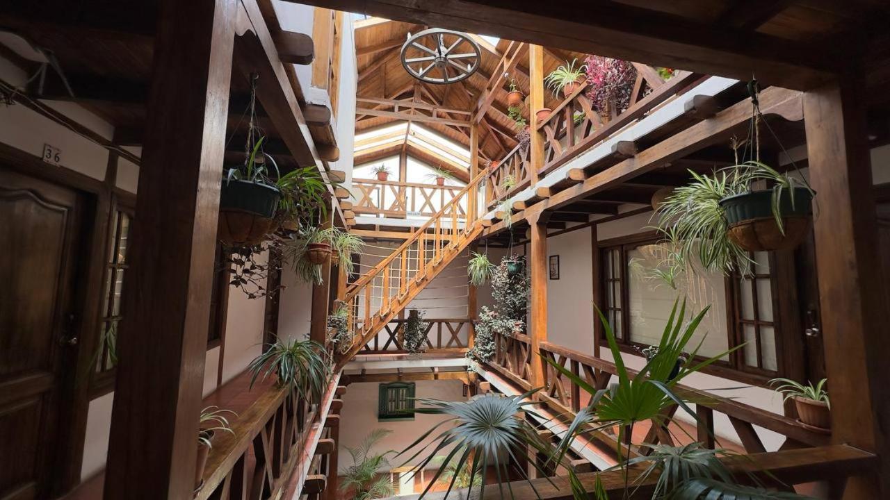 Hotel Noris Алауси Экстерьер фото