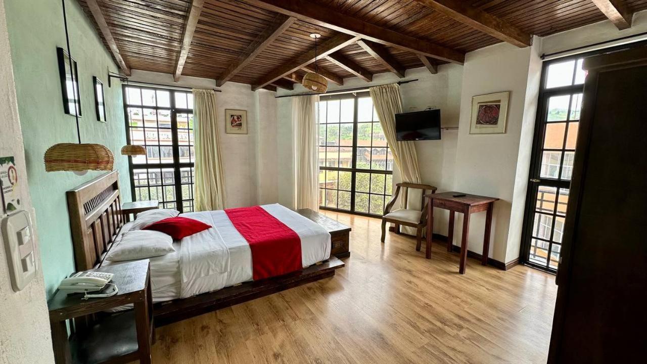 Hotel Noris Алауси Экстерьер фото
